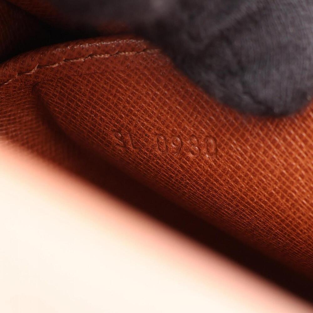 LOUIS VUITTON Brown Monogram Leather Shoulder Bag - Picture 5 of 12